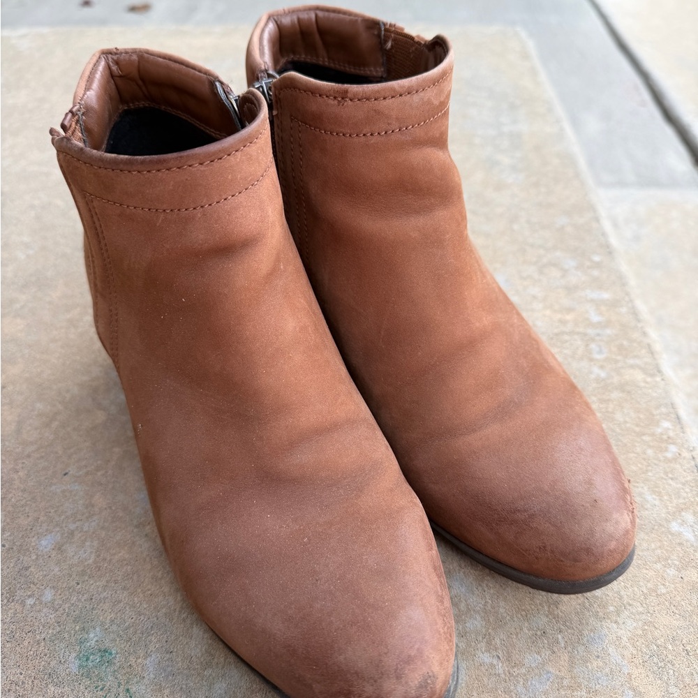 Blondo Chestnut Waterproof Boots 7M